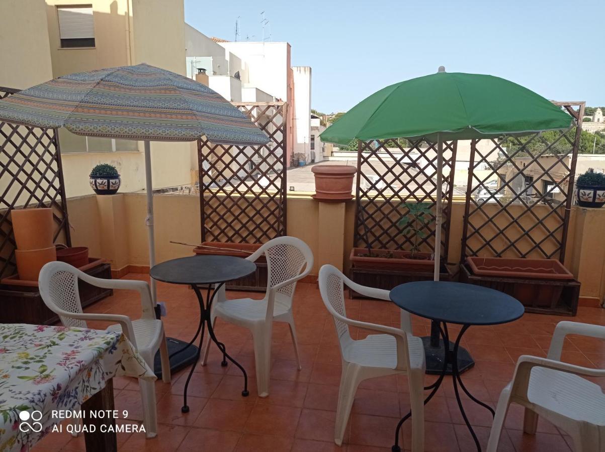 Onlyrooms Cagliari Buitenkant foto