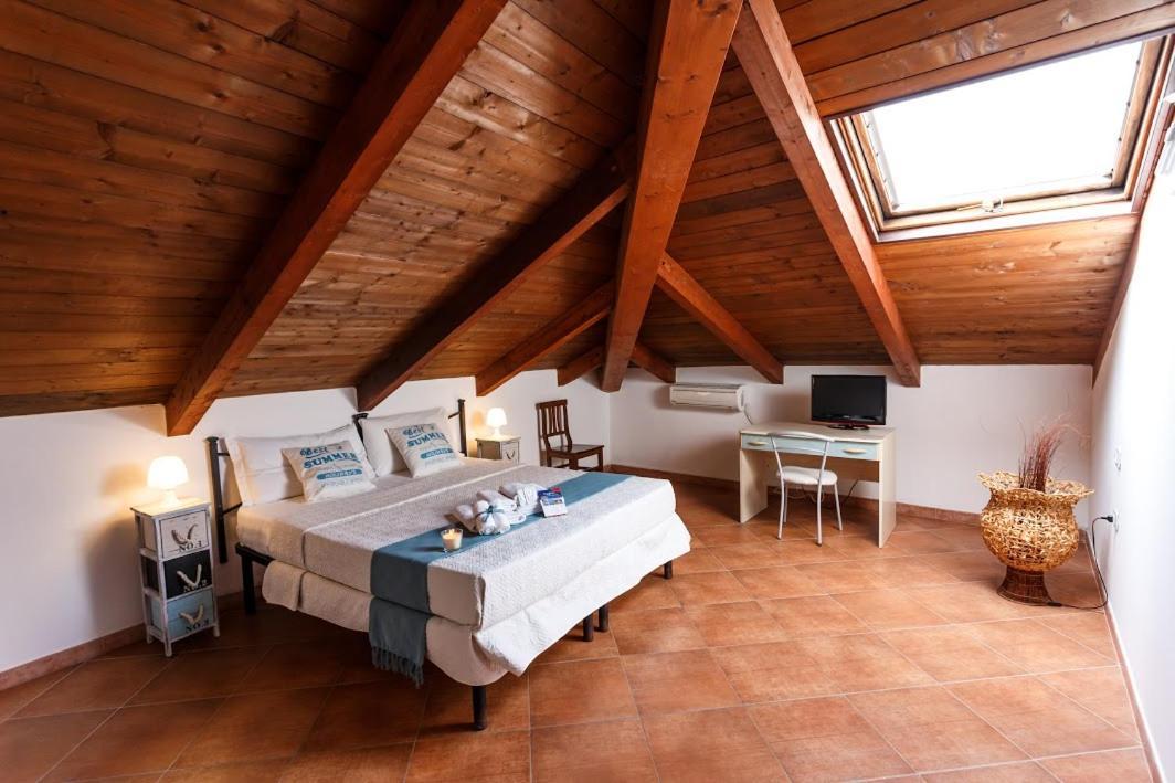 Onlyrooms Cagliari Buitenkant foto